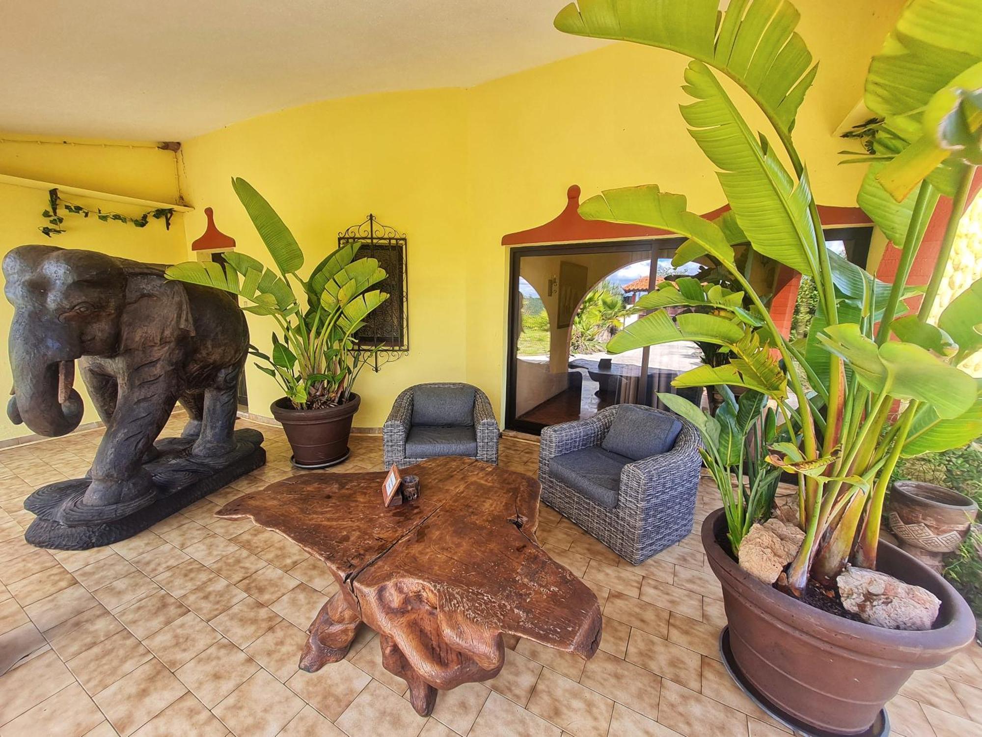 Villa Paraiso - Naturism Optional Adults Only Porches  Zimmer foto