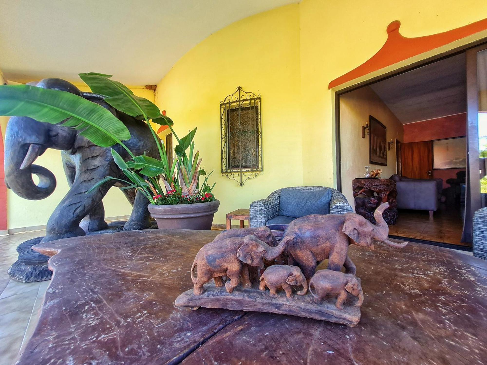 Villa Paraiso - Naturism Optional Adults Only Porches  Zimmer foto